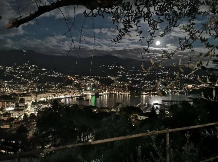 Sunrise Villa Rapallo Buitenkant foto