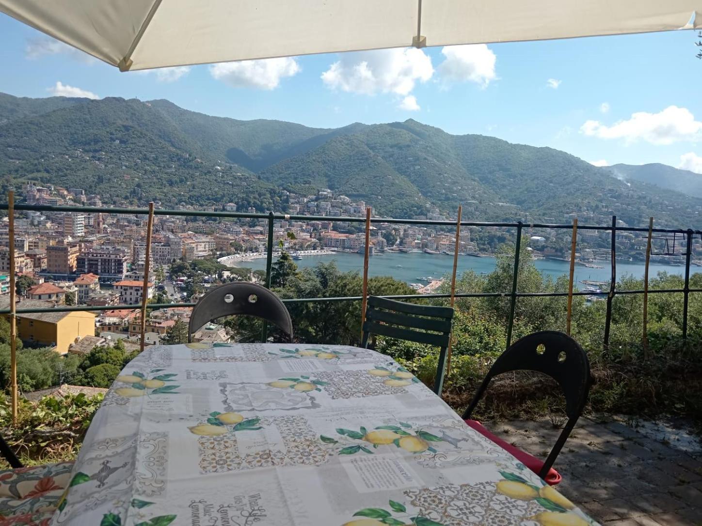 Sunrise Villa Rapallo Buitenkant foto