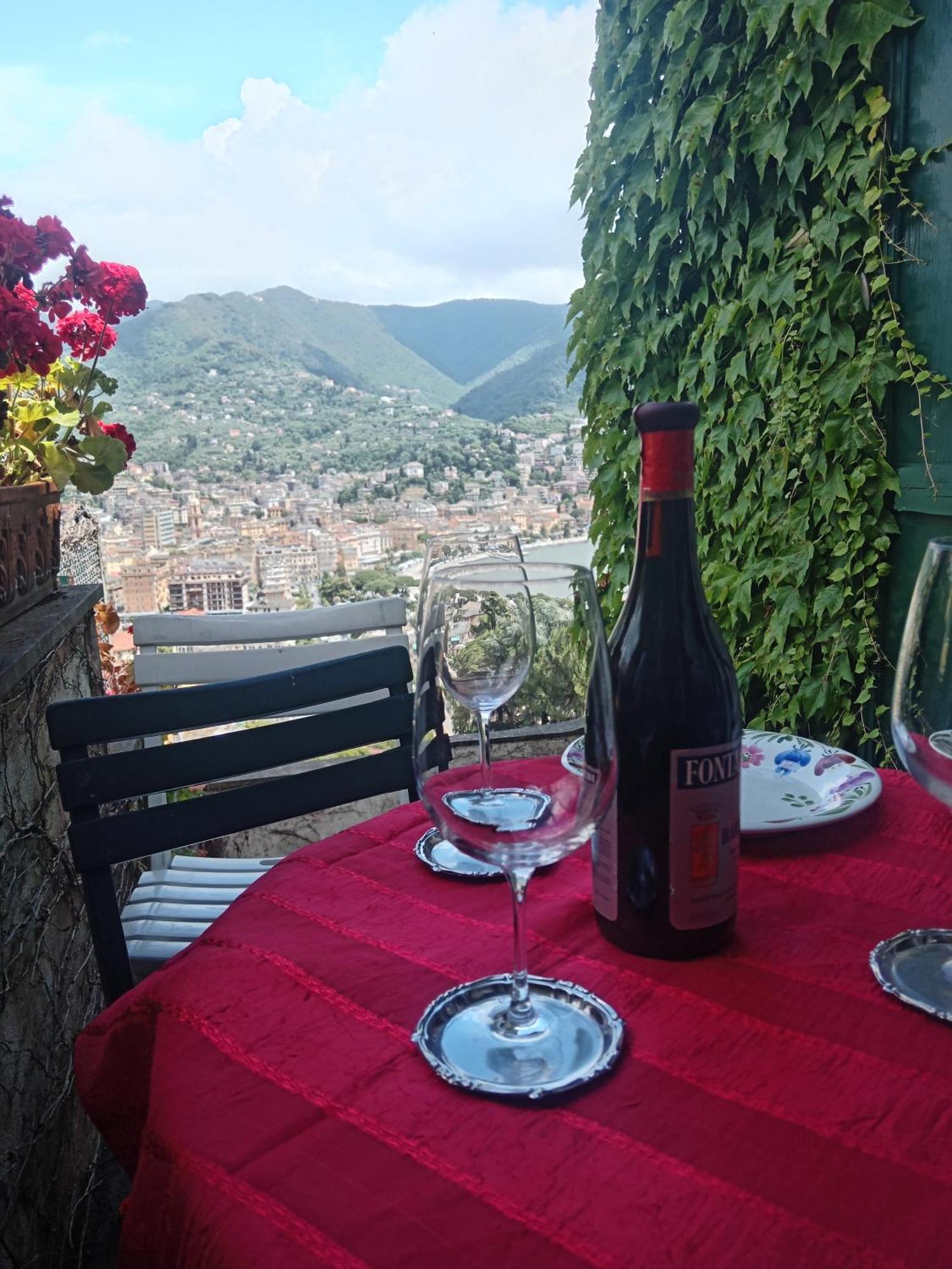 Sunrise Villa Rapallo Buitenkant foto